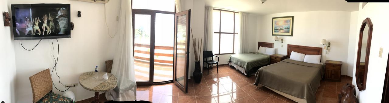 Hotel Pacifico Puerto López Екстериор снимка