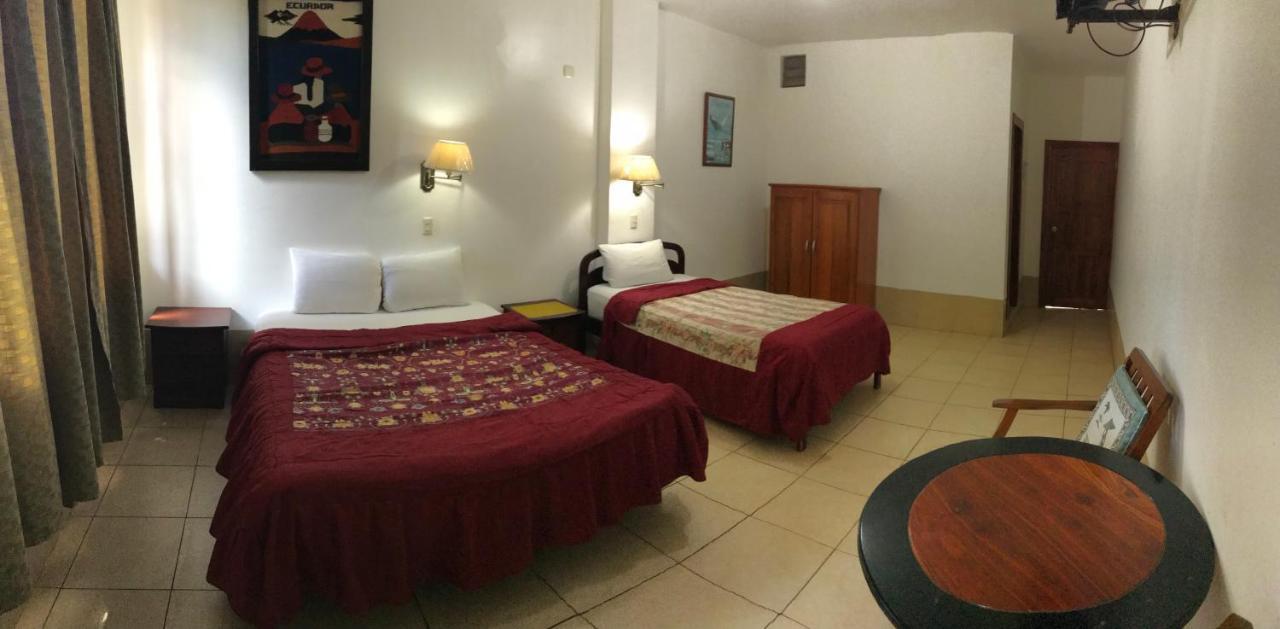 Hotel Pacifico Puerto López Стая снимка