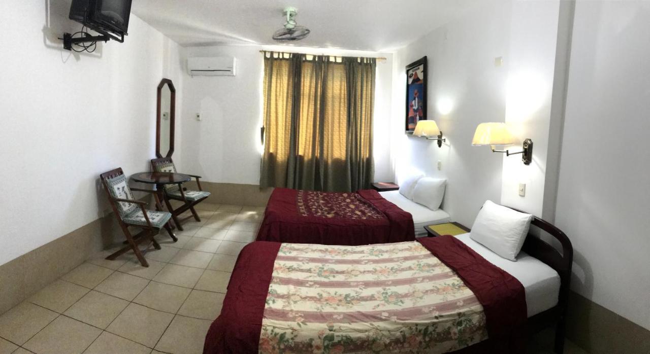 Hotel Pacifico Puerto López Стая снимка